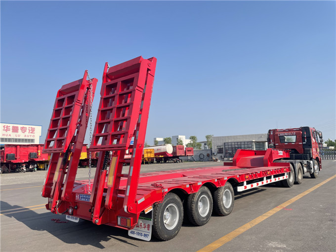 特種低平板半掛車