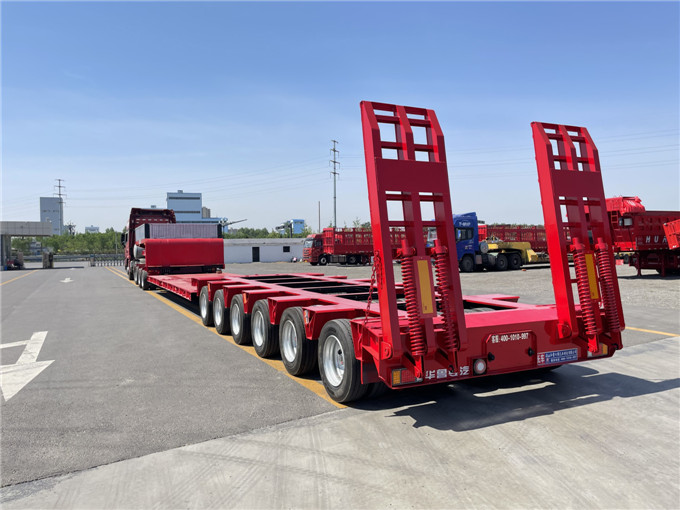 特種低平板半掛車