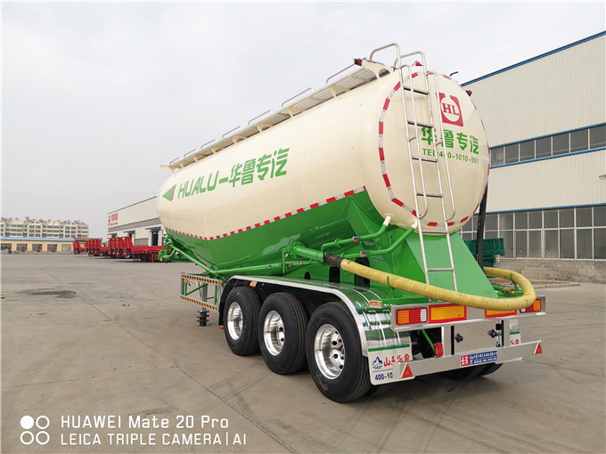 粉粒物料運輸半掛車